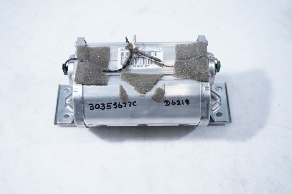 Passenger airbag (5)