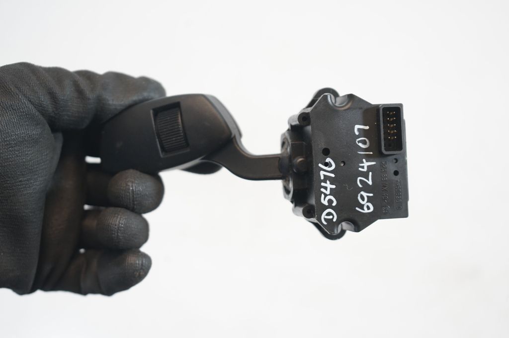 Wiper control stalk (7)