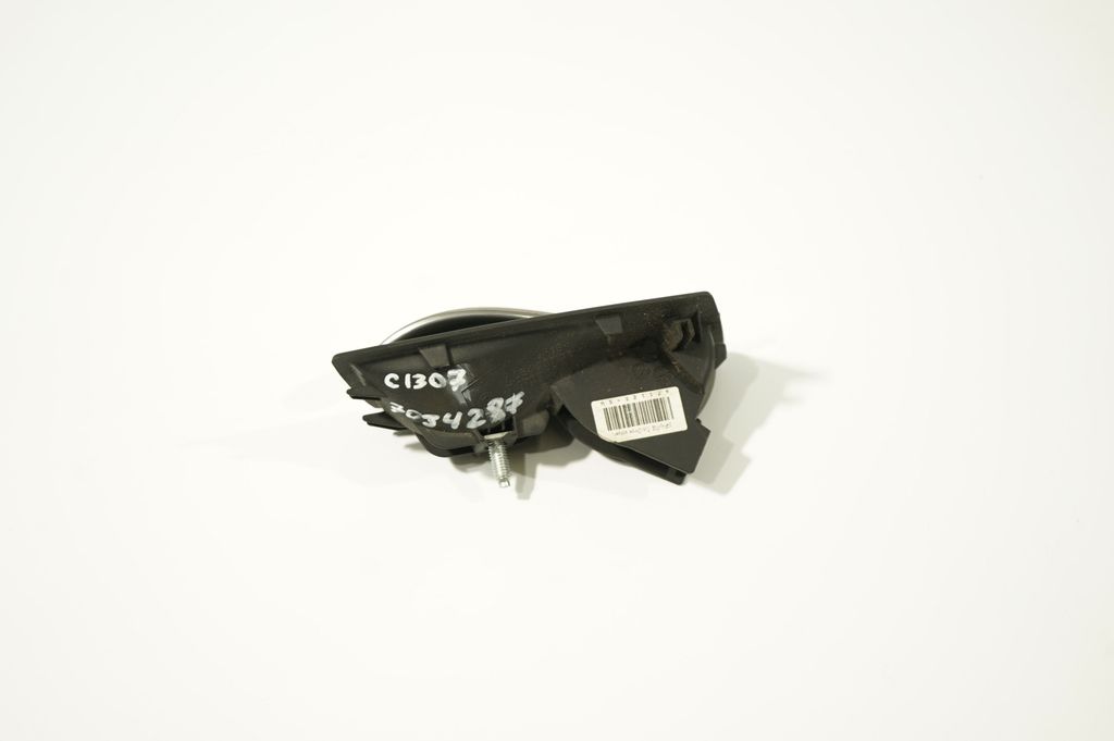 Rear door interior handle (3)