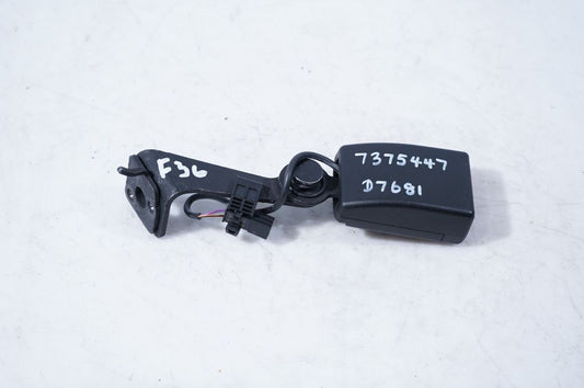 Rear seatbelt buckle