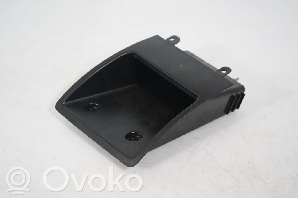 Dashboard storage box/compartment (6)