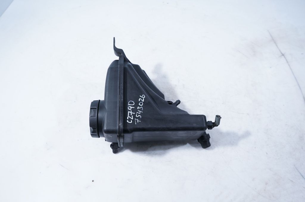 Coolant expansion tank/reservoir (4)