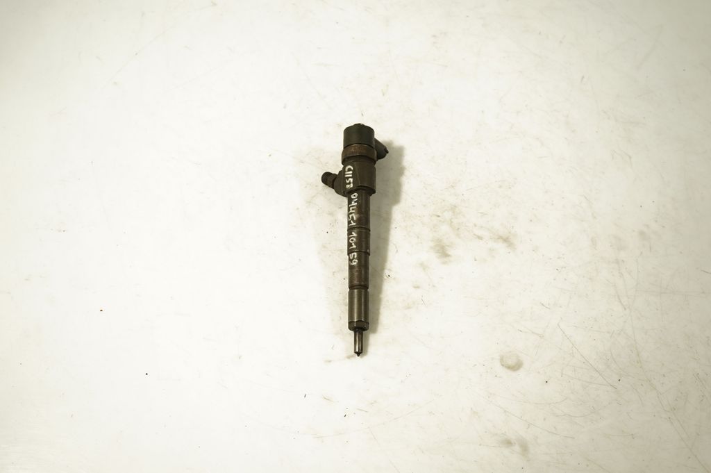 Fuel injector (5)