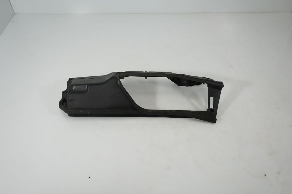 Engine cover (trim) (3)