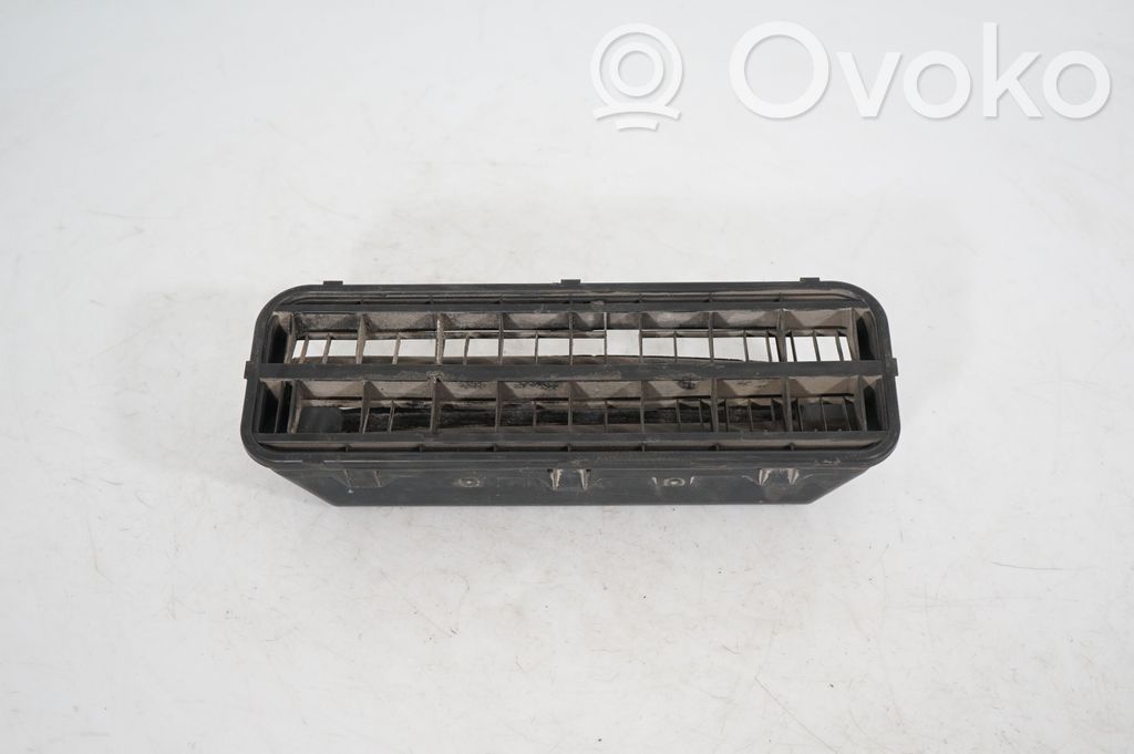 Quarter panel pressure vent (3)