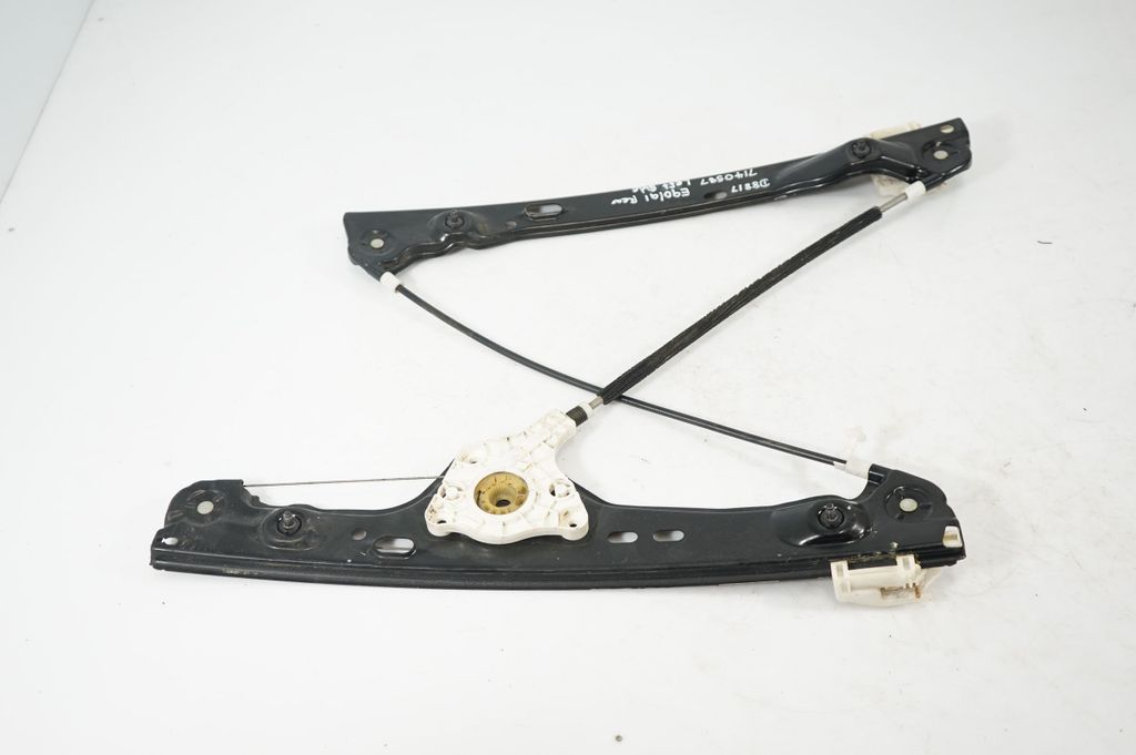 Front door window regulator with motor (3)