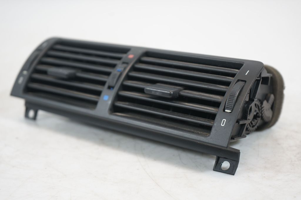 Dash center air vent grill (6)