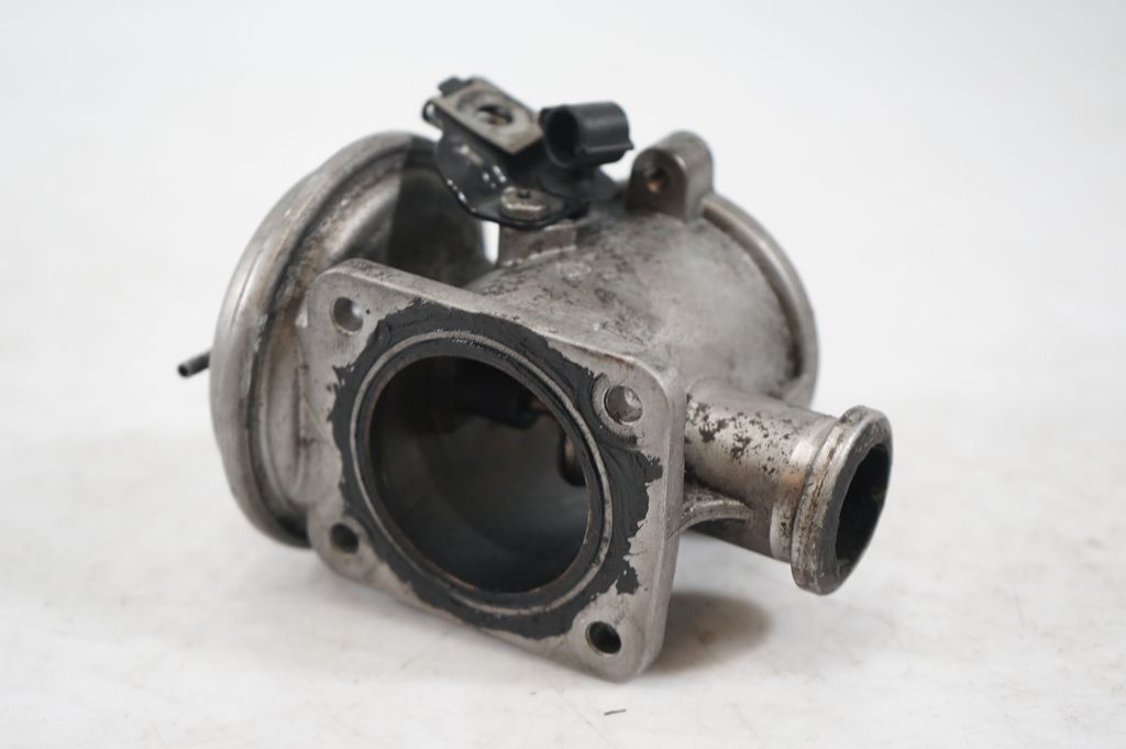 EGR valve (6)