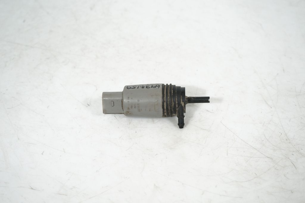 Windscreen/windshield washer pump (3)