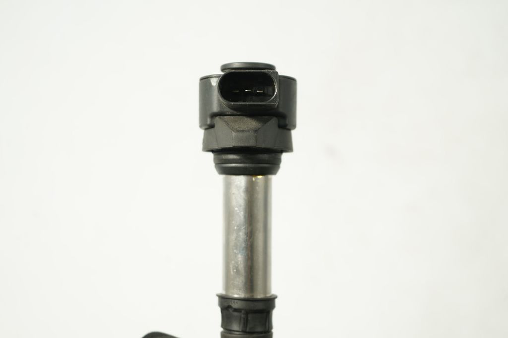High voltage ignition coil (6)