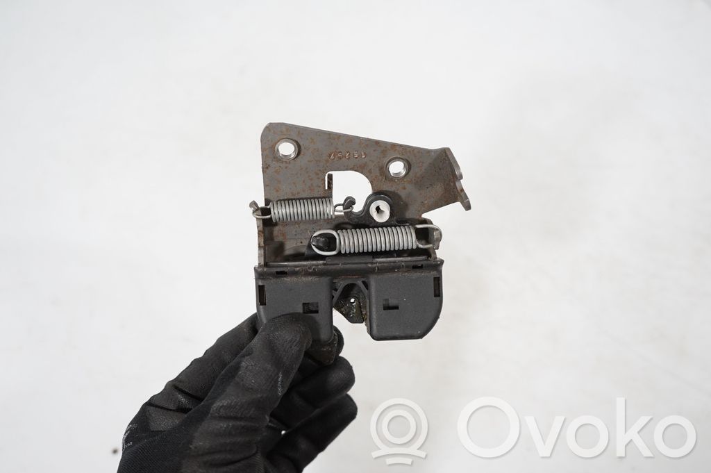 Seat back rest lock catch (6)