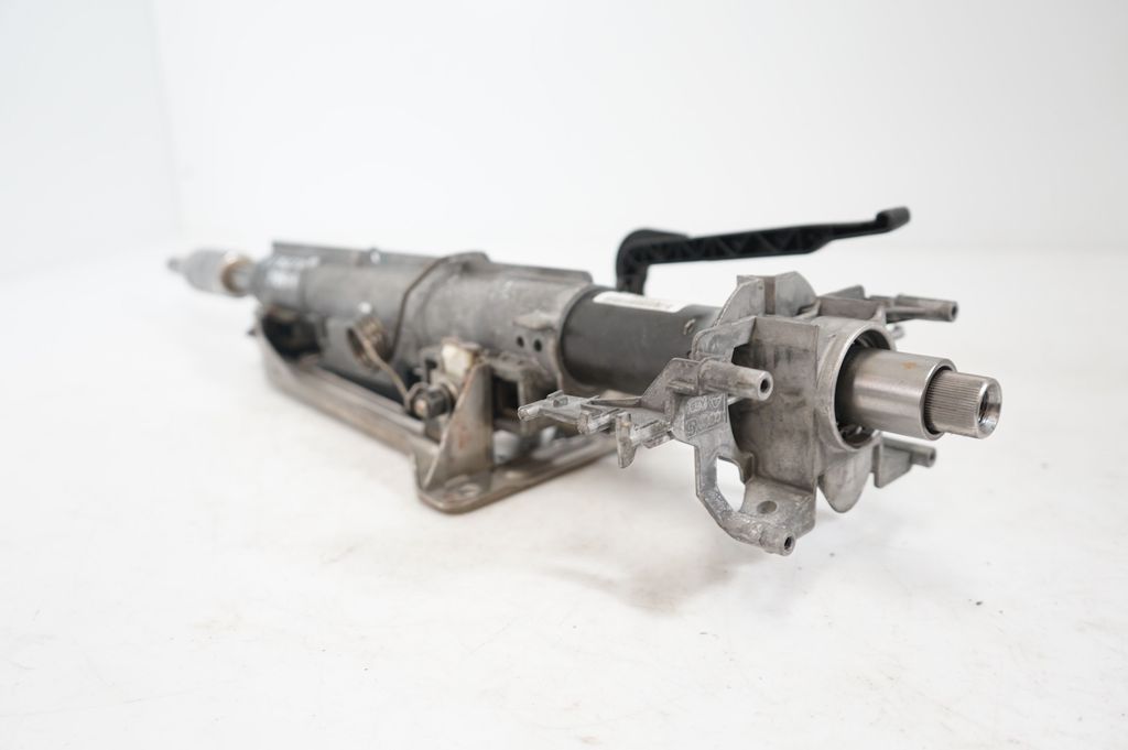 Steering wheel axle (6)