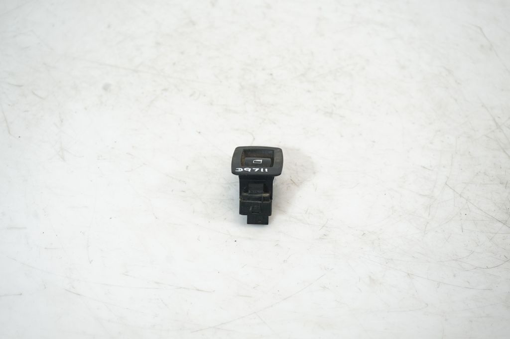 Electric window control switch (3)