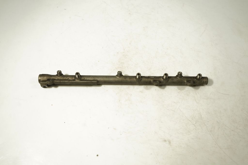 Fuel main line pipe (2)
