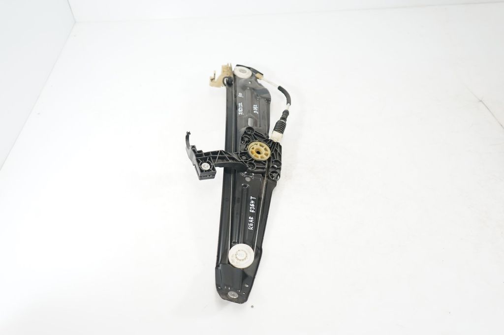 Rear door window regulator with motor (4)