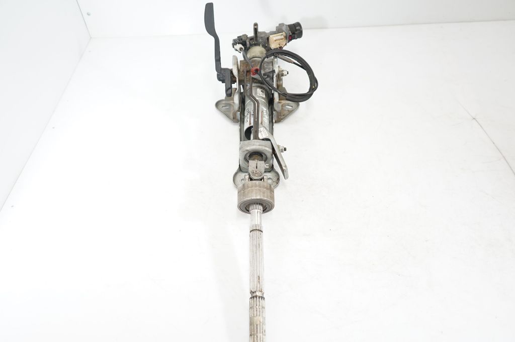 Steering wheel axle (4)