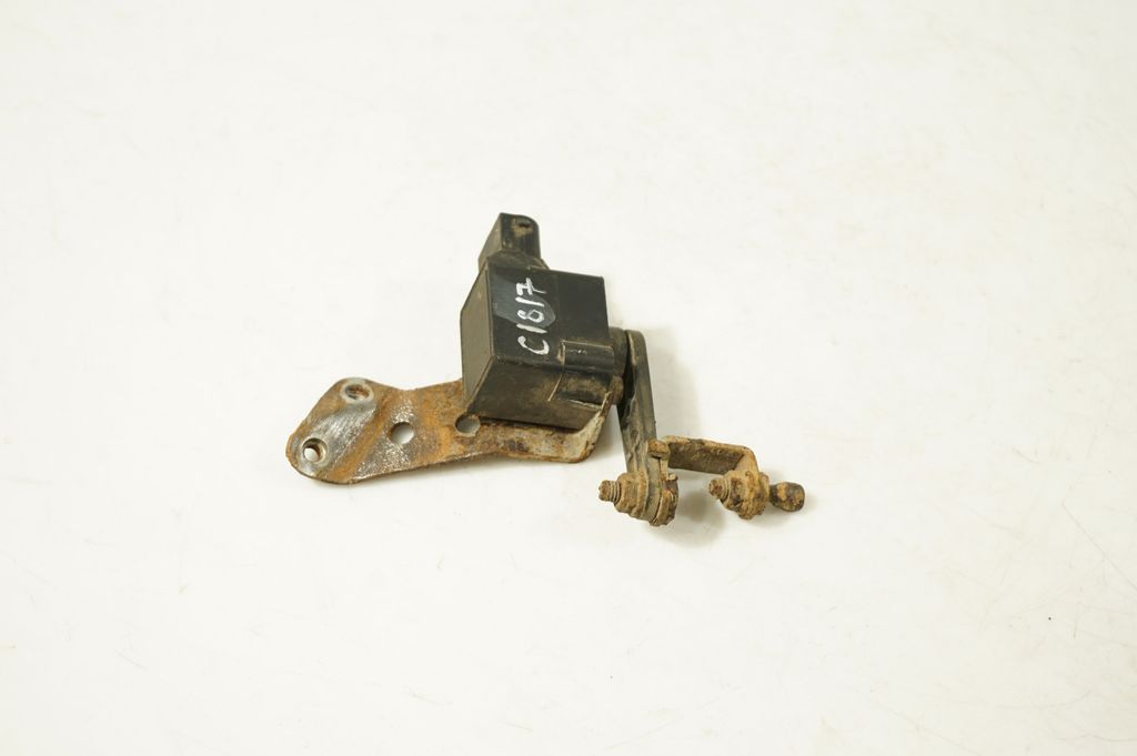 Headlight/headlamp level sensor (3)
