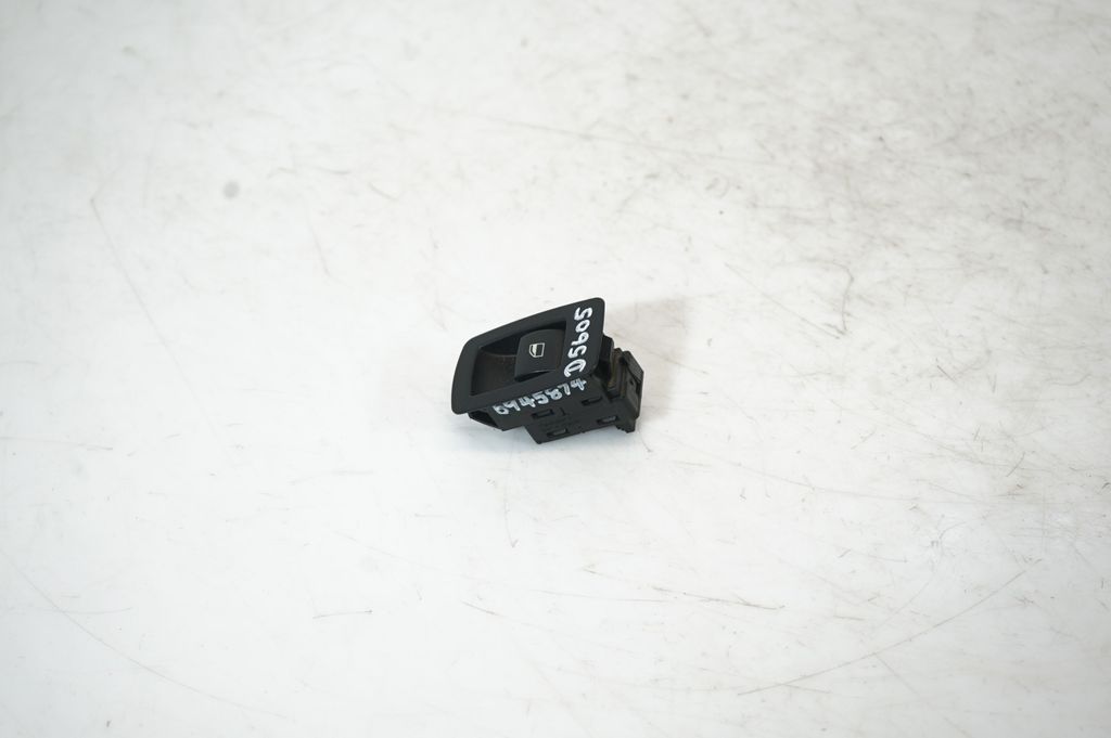 Electric window control switch (2)