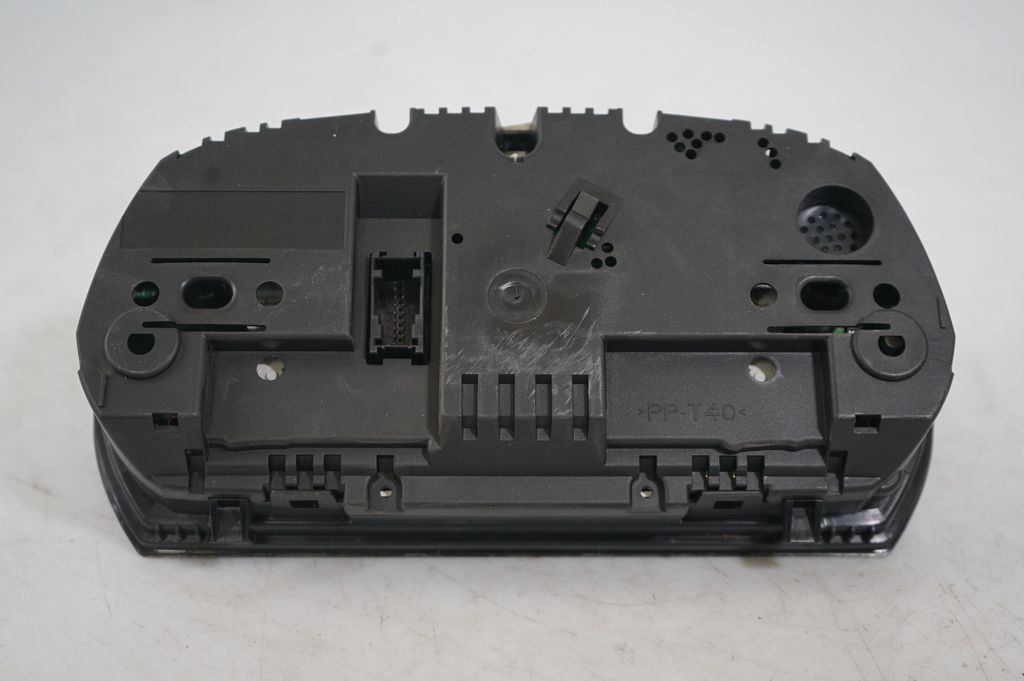 Speedometer (instrument cluster) (6)