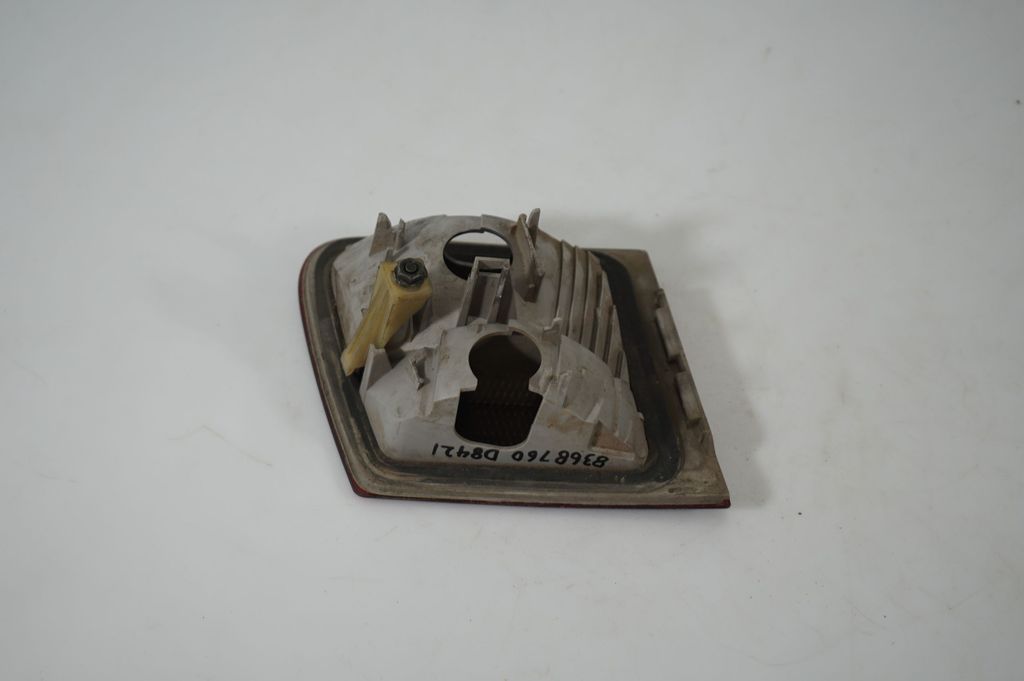 Tailgate rear/tail lights (5)