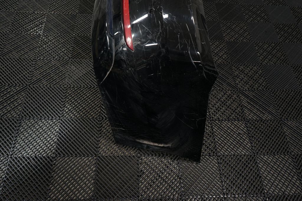 Rear bumper (4)