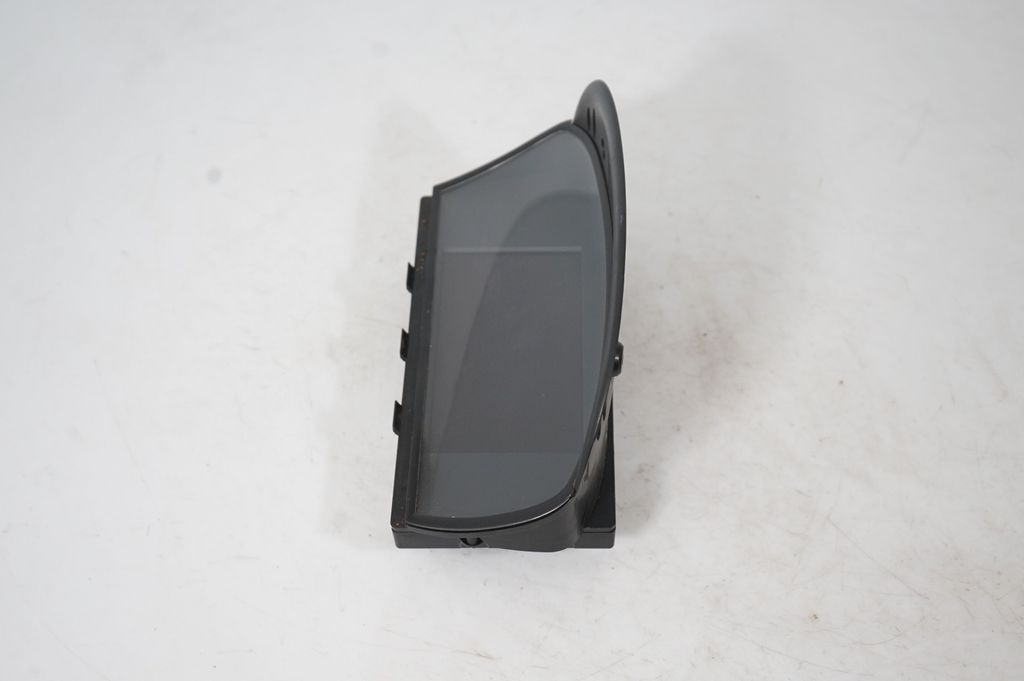 Screen/display/small screen (2)