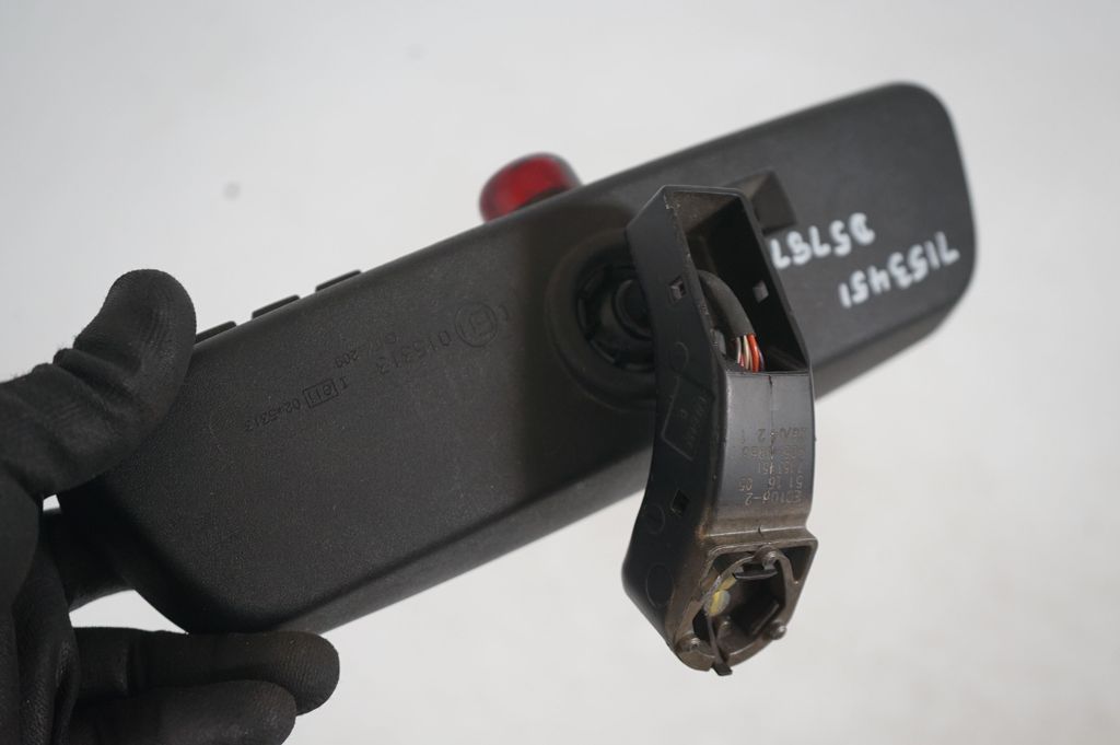 Rear view mirror (interior) (7)