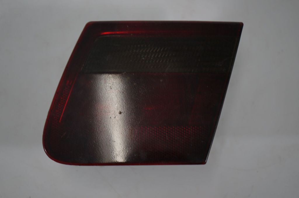 Tail light bulb cover holder (6)