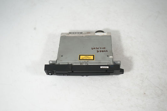 Radio/CD/DVD/GPS head unit