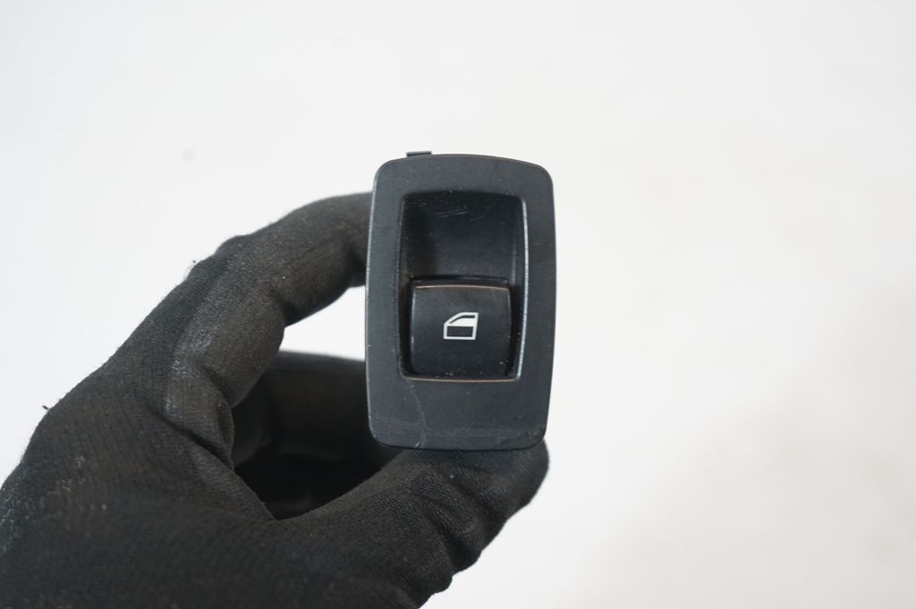 Electric window control switch (6)