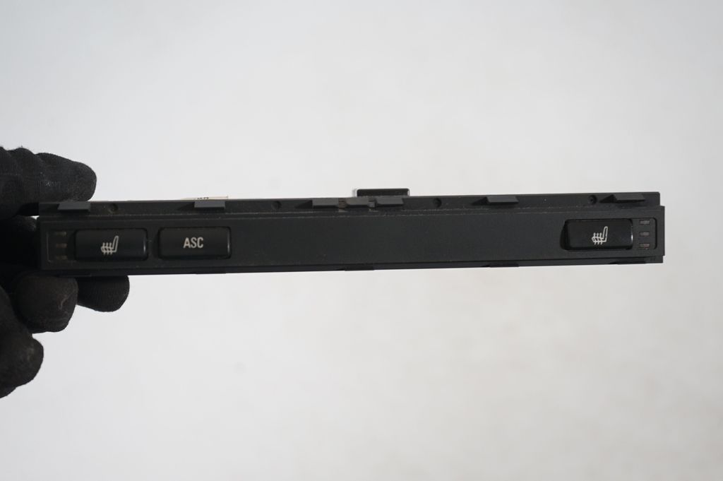 Seat heating switch (6)