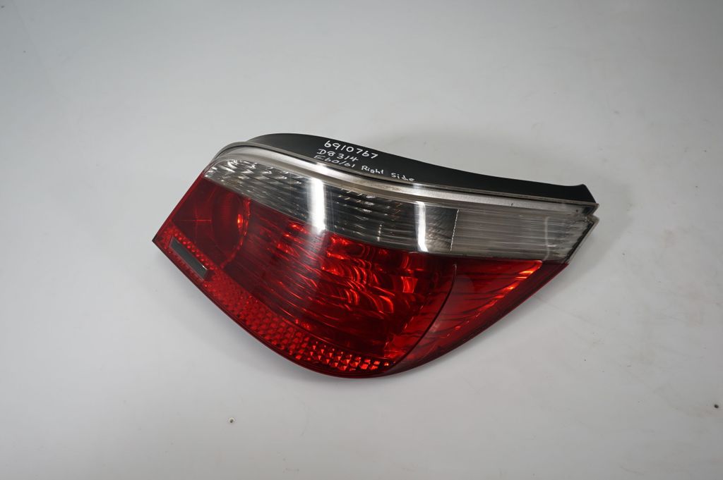Rear/tail lights
