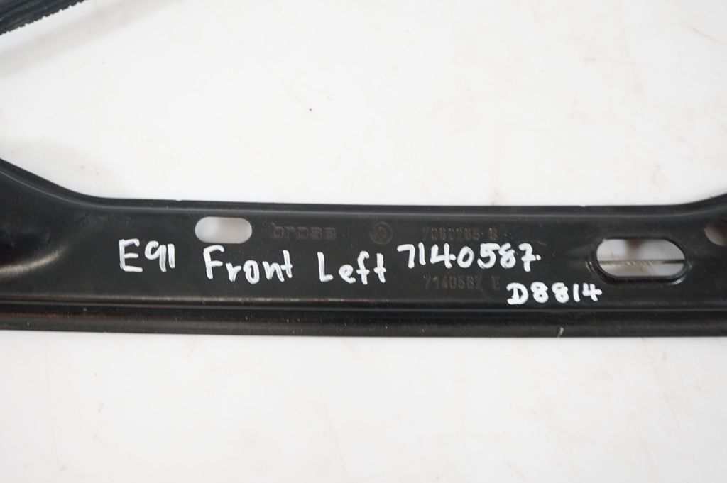 Front door window regulator with motor (9)