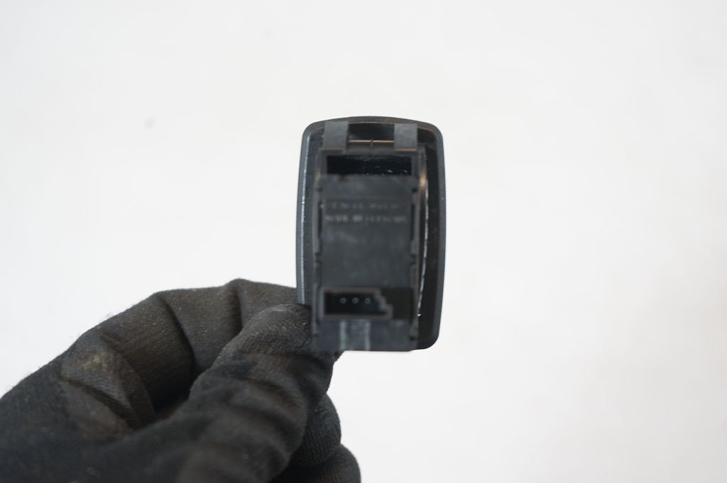 Electric window control switch (6)