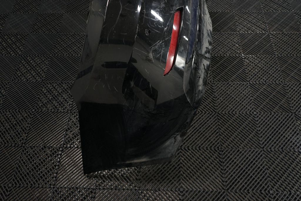 Rear bumper (8)