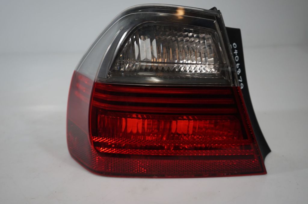 Rear/tail lights (6)