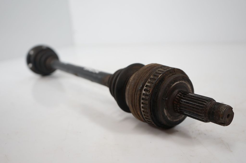 Rear driveshaft (5)