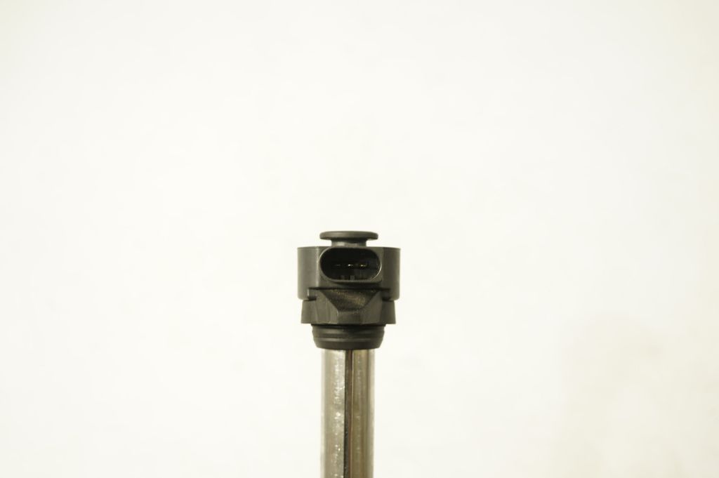 High voltage ignition coil (6)