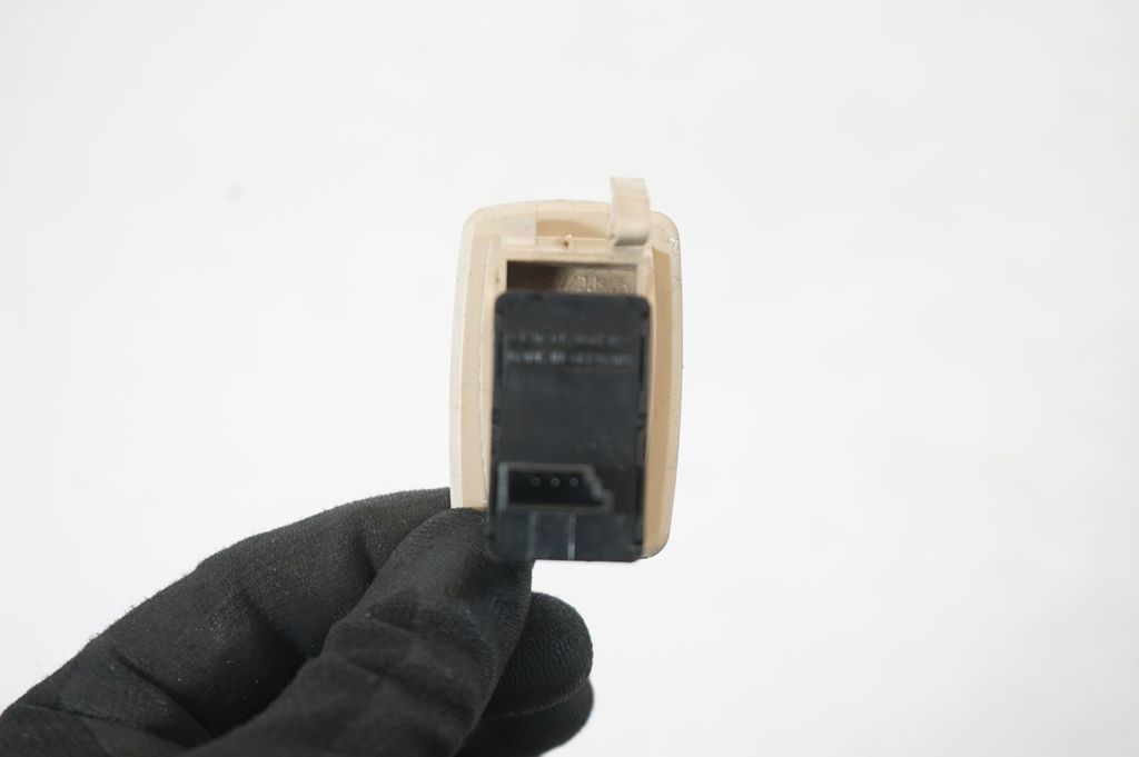 Electric window control switch (7)