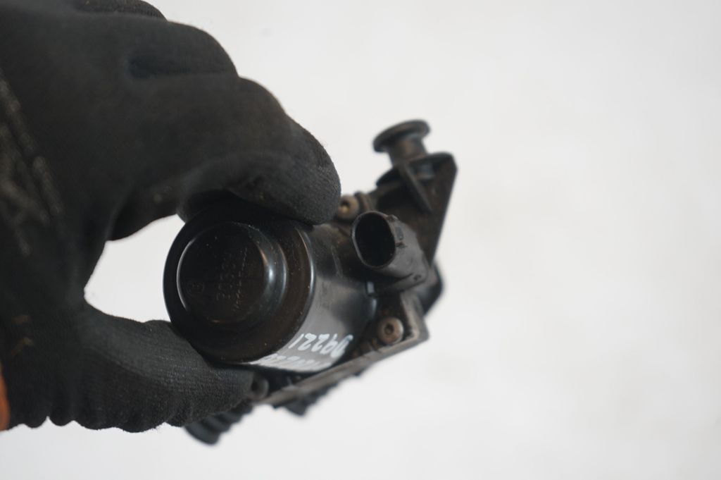 Coolant heater control valve (7)