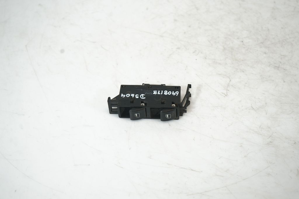 Electric window control switch