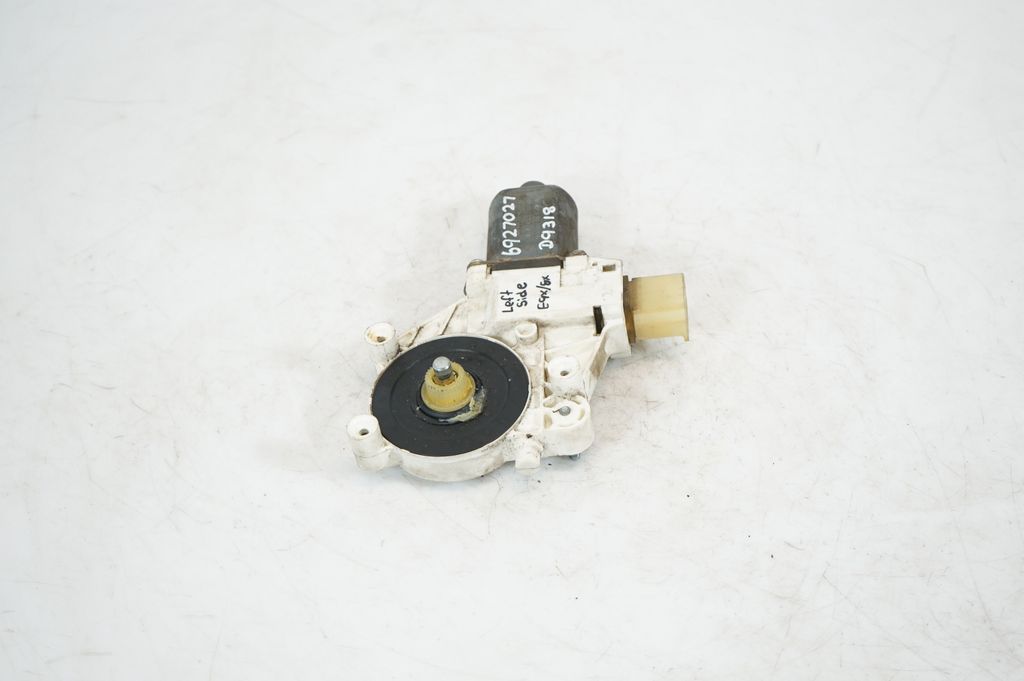 Front door window regulator with motor (4)