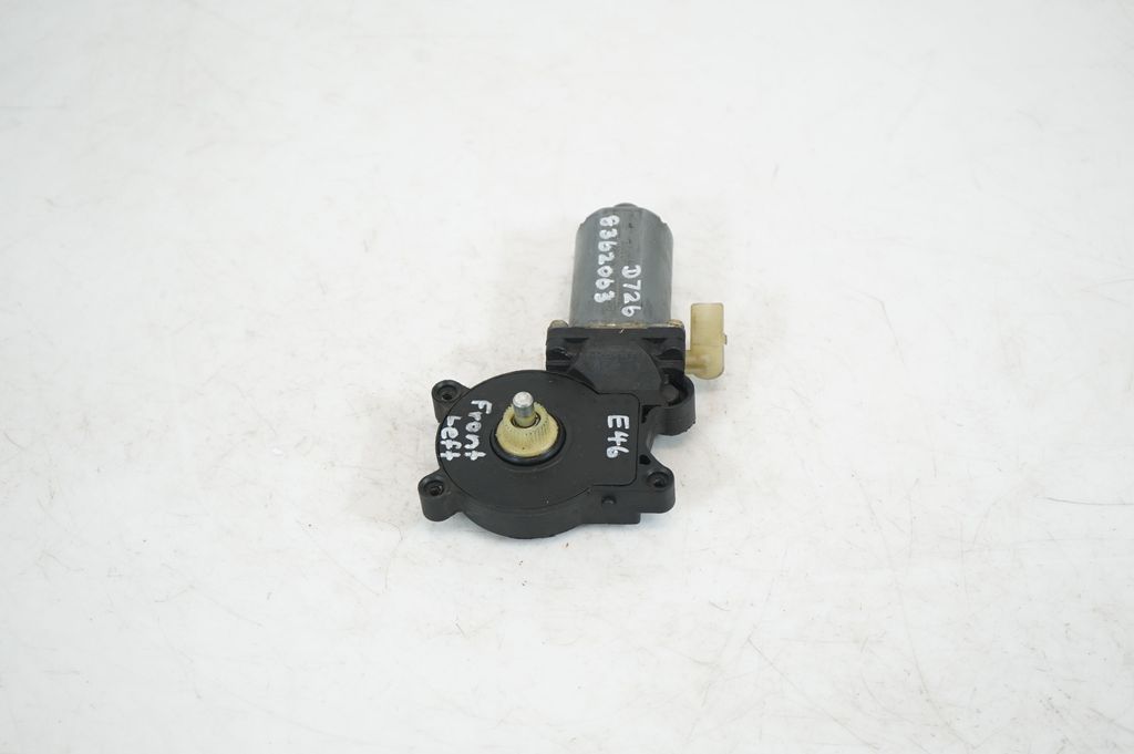 Front door window regulator motor (2)