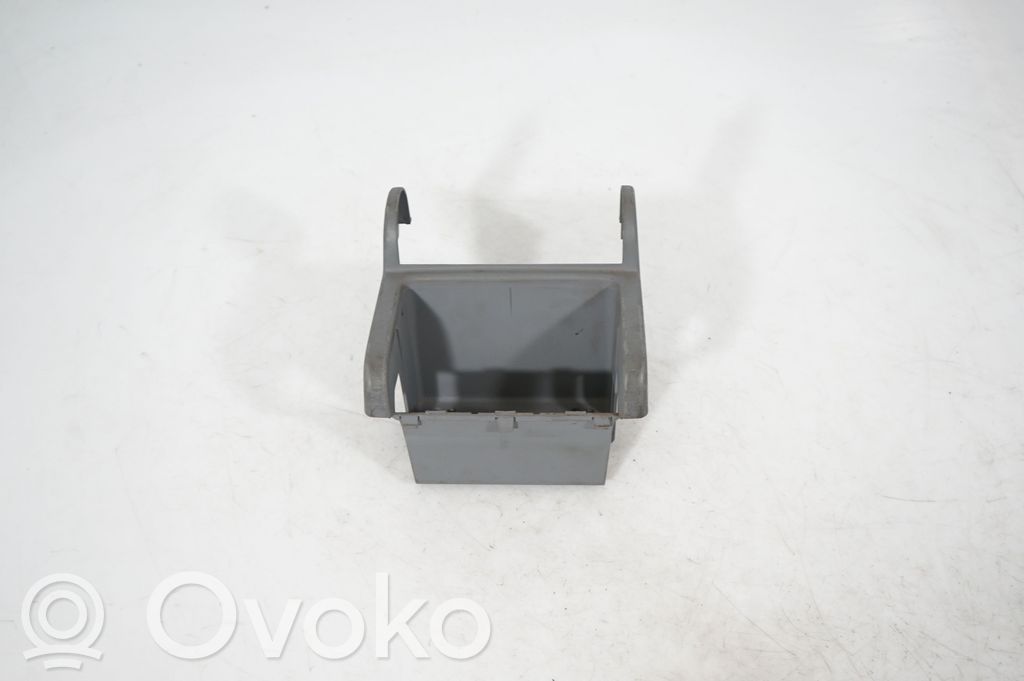 Other center console (tunnel) element