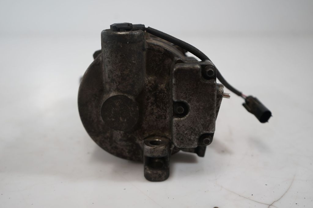 Air conditioning (A/C) compressor (pump) (8)