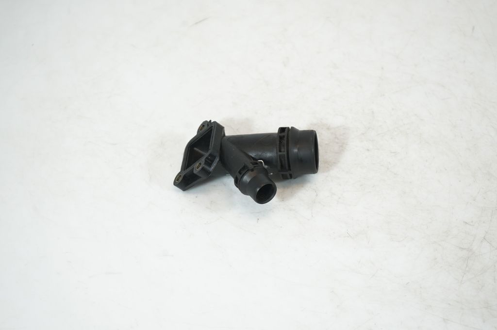 Engine coolant pipe/hose (5)