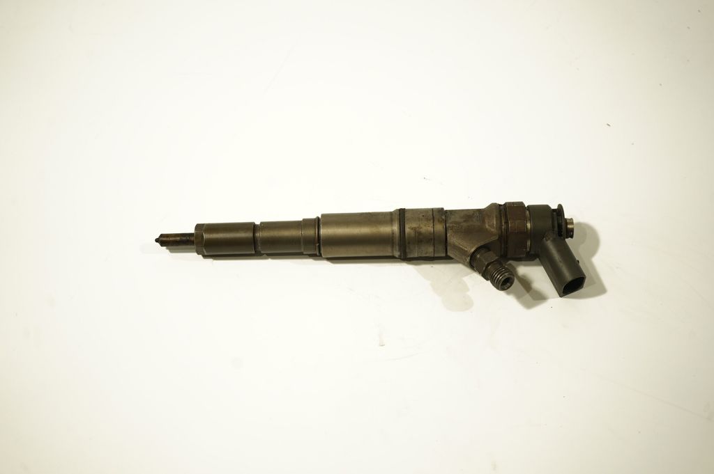 Fuel injector (4)