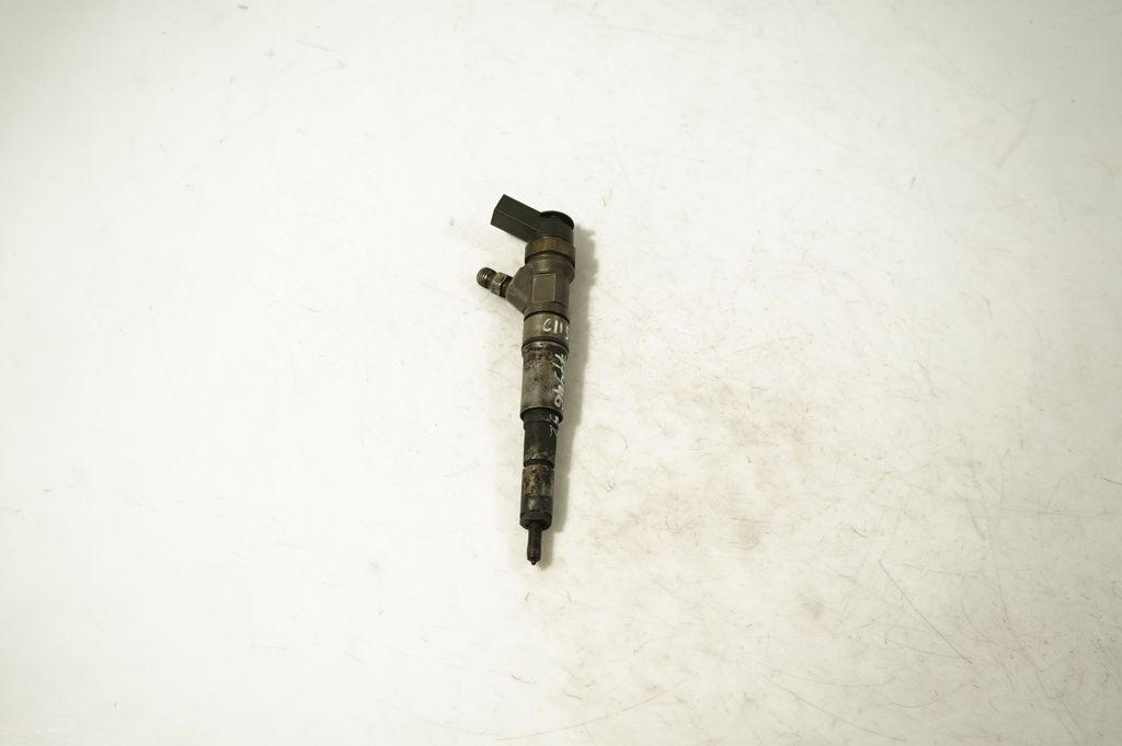 Fuel injector