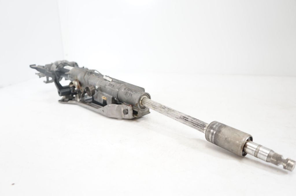 Steering wheel axle (6)