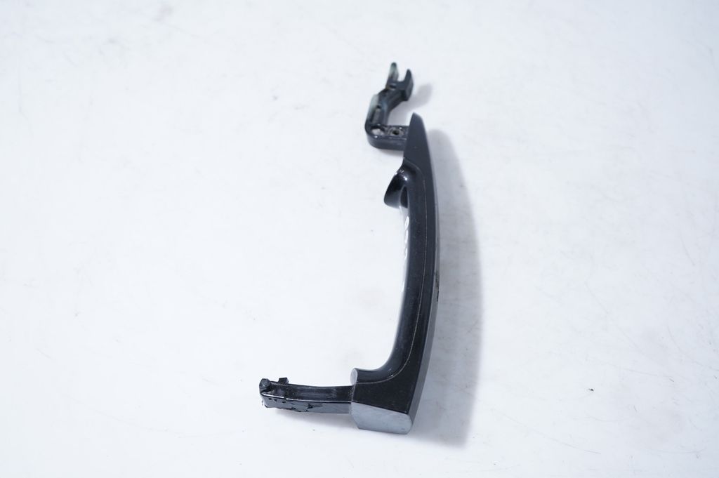 Front door exterior handle (4)